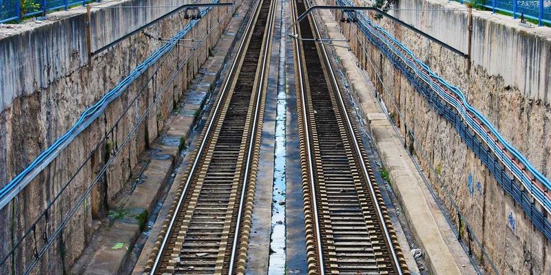 Network Services 46：融合网络安全、Web开发与云解决方案的现代架构